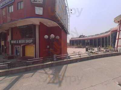 Amuse House Restaurant