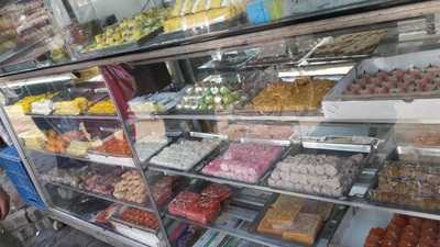 Bhuleshwarwala Sweet & Farsan Mart