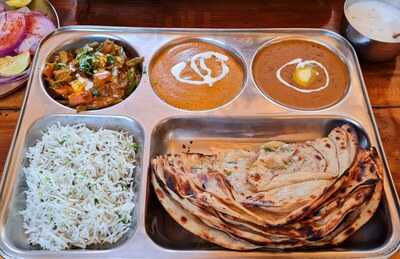 Kake Da Hotel Restaurant