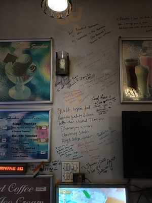 Kathuria Ice Cream Parlour