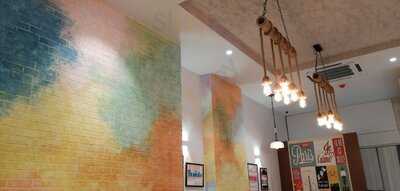 Dinshaw's Xpress Cafe