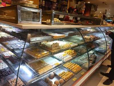 Nathu's Pastry Shop