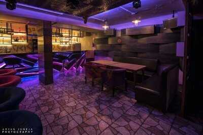 Times Square Cafe & Bar