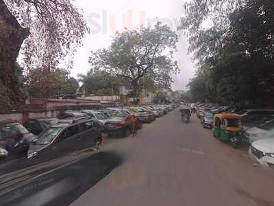 Guruji Super Snacks Center