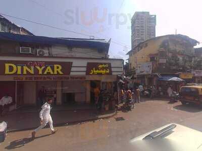 Cafe Dinyar