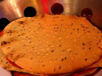 Pangia Restro And Lounge