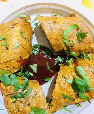 Eggmaniac Restaurant