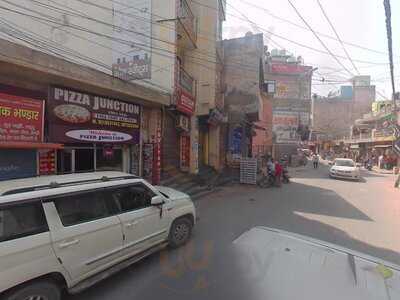 New Pizza Junction