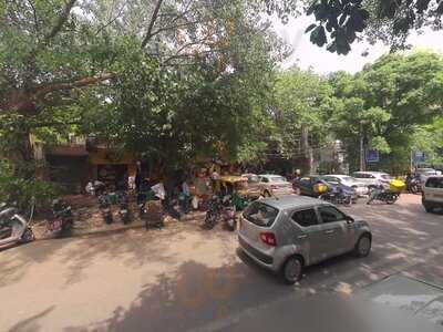 B B N Fast Food Corner