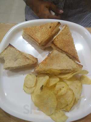 B B N Fast Food Corner