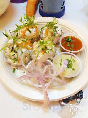 Hot Momos & Egg Corner