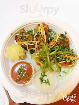 Hot Momos & Egg Corner