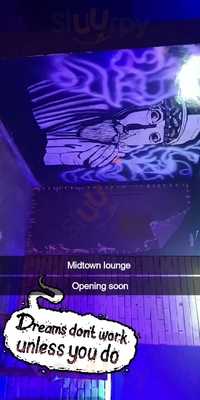 Midtown Restaurant Family Wine & Dine