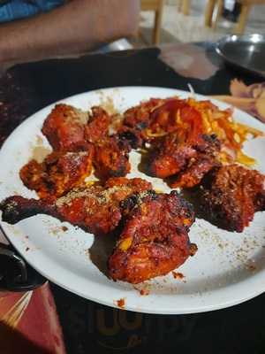 Vinit Bar & Restaurant