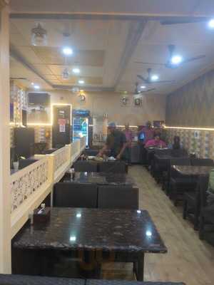 Hotel Sai Dham Restaurant