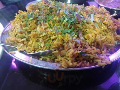 Hotel Sai Dham Restaurant