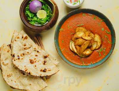 Lalit Bar And Restaurant