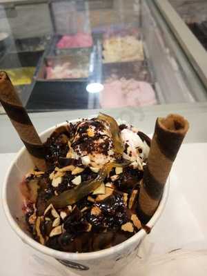 Giani Ice Cream Dwarka Sector 7