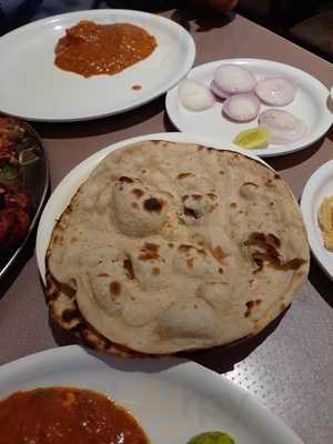 Meenakshi Bar & Restaurant