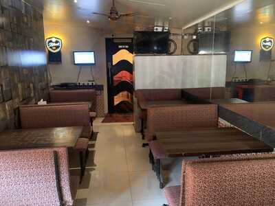 Highway Bar & Restaurant