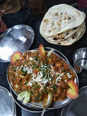 Vistarit Amdar Niwas