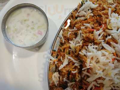 Shashikant Restaurant