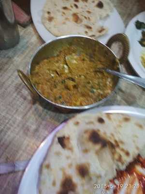 Shashikant Restaurant