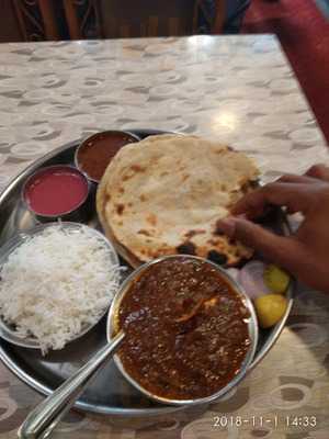 Shashikant Restaurant