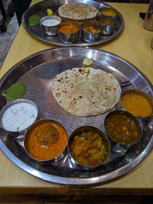 Annapurna Bhojnalaya