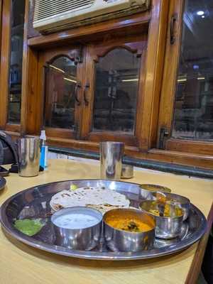 Annapurna Bhojnalaya