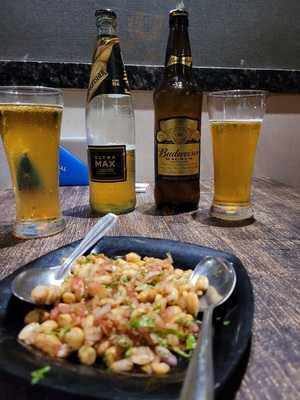 Sunny Bar & Restaurant