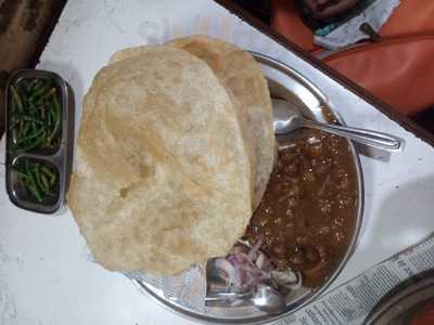 Manjeet Chole Puri Wala