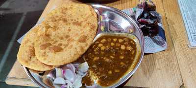 Manjeet Chole Puri Wala