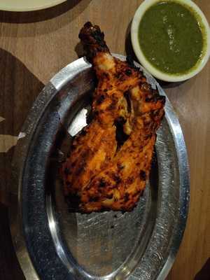 Laxmi Refreshment & Bar