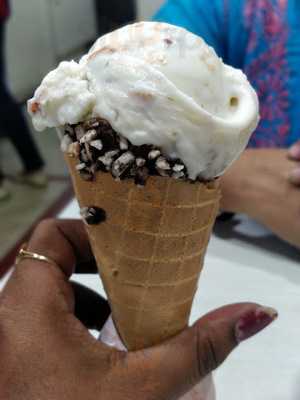 Jai Shree Ram Ice Cream Center