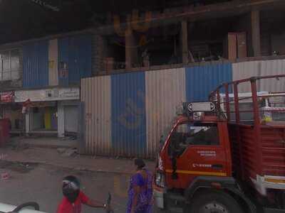 Monpara Sweet & Farsan