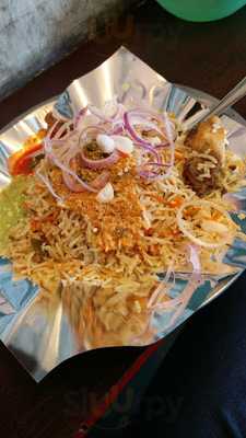 Delicious Chicken Corner