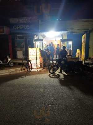 Al-malik Chicken Corner