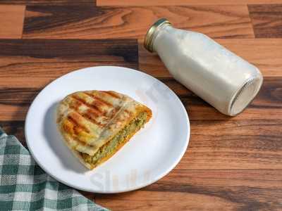 Munch On Health Cafe