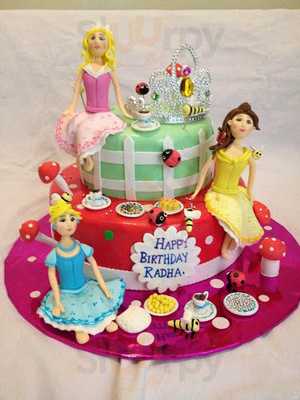Deepika Khaitan's Cakes