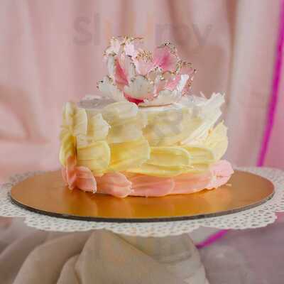 Deepika Khaitan's Cakes