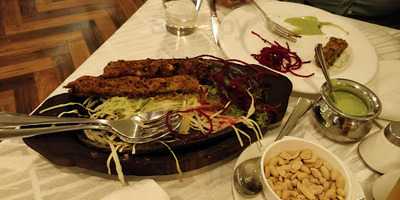 Lazeez Veg & Non Veg