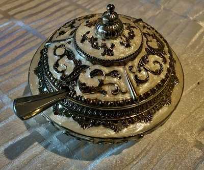 Lazeez Veg & Non Veg