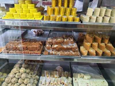 Ramdev Sweets & Farsan