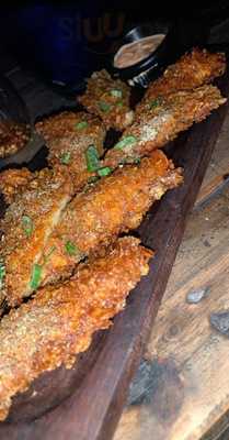 Piranha Lounge And Bar