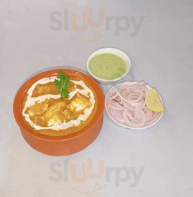 Novelty Chicken Corner