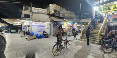 Novelty Chicken Corner