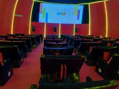 Chhotu Maharaj Cine Restaurant