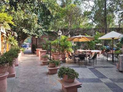 Kings Restaurant & Bar