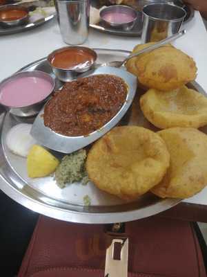 Hotel Purva Pangat Restaurant